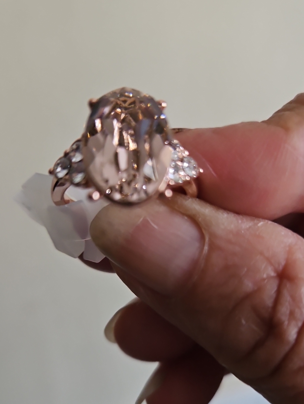 NWT Rose Gold Oval Swarovoski Crystal Cocktail Ring - Sz 7